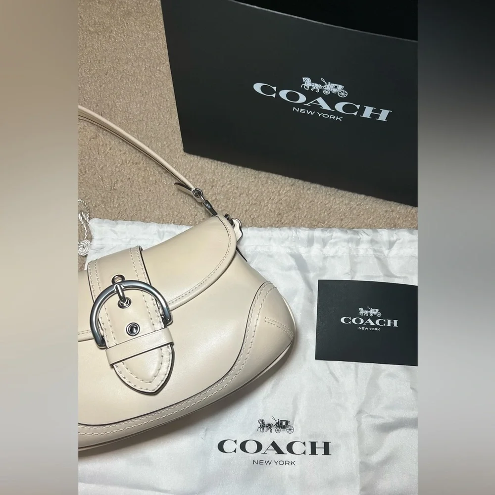 (Soho Flap AUTHENTIC) Coach White Leather Saddle Shoulder Bag - Picture 12 of 13